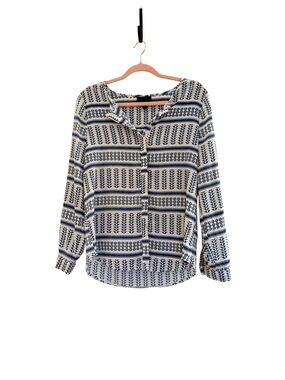 🦋 Lumiere Printed Button-Front Blouse